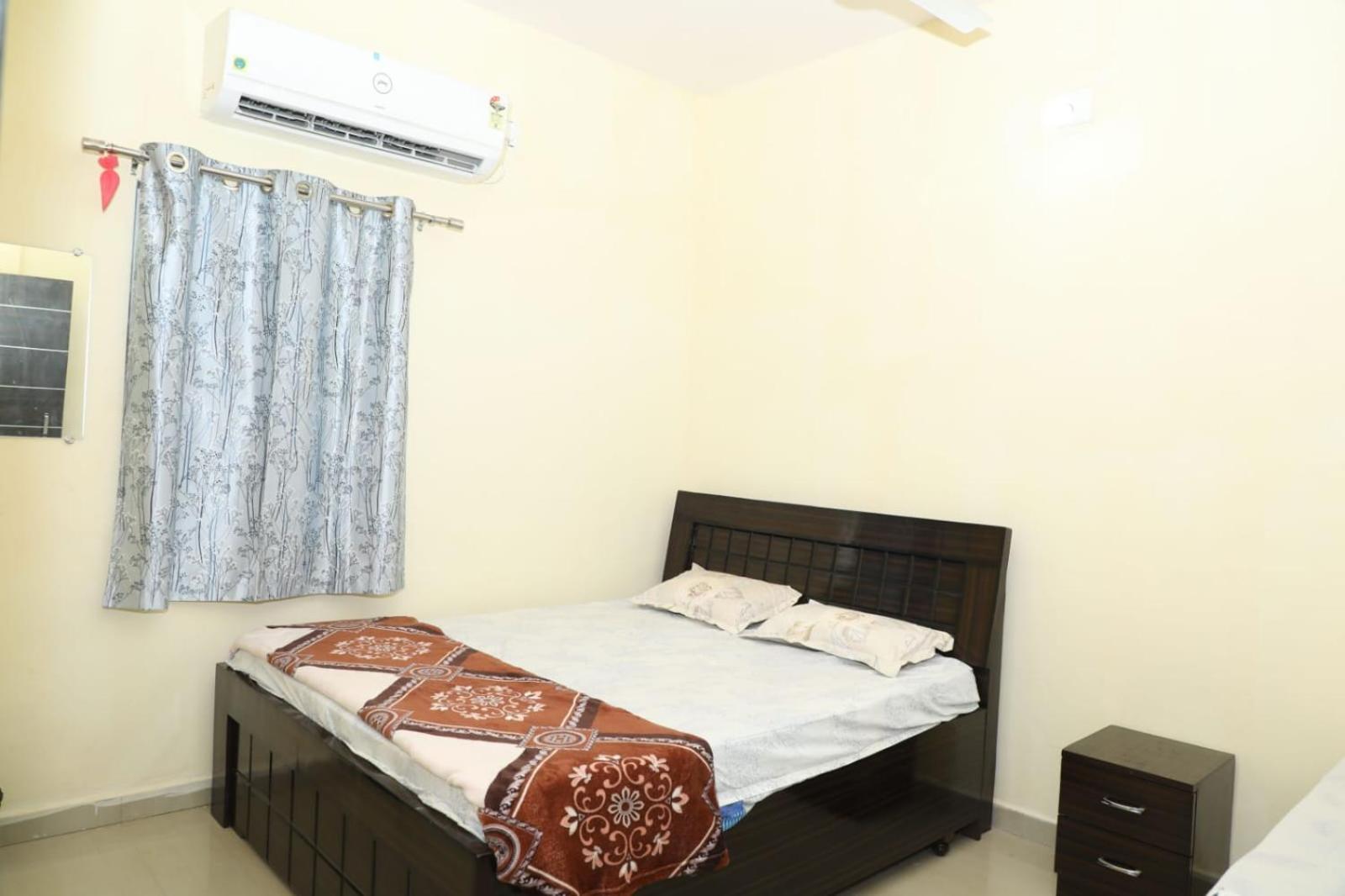 Aradhya Prime Home Stay Garudeshwar Bagian luar foto